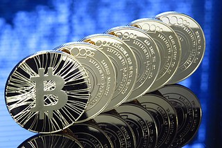 bitcoin lite kaina kriptovaliutą priimančios vietos